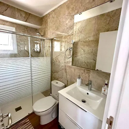 Διαμέρισμα Sea View - 2 Min Walk To The & 200 Mbit Highspeed Internet *