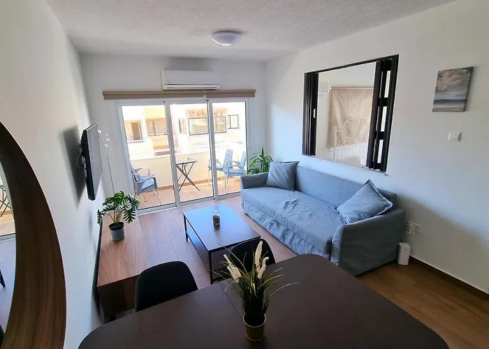 Апартаменты Sea View - 2 Min Walk To The & 200 Mbit Highspeed Internet *